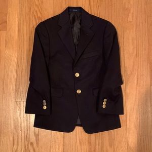 Black Lord and Taylor blazer size 8r in fantastic condition with gold buttons.